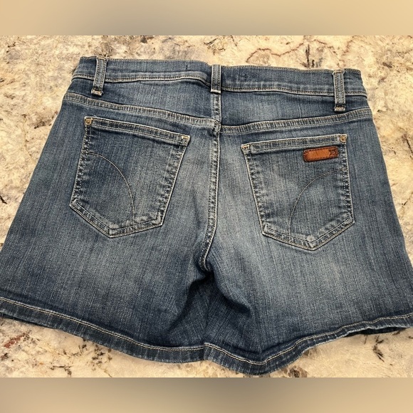 Joe’s Jean Shorts Size 27 - Picture 3 of 4